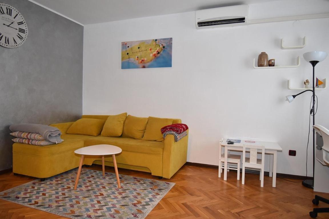 Superior Familiy Apartment Tina Vrsar Exterior photo